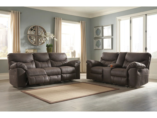 Boxberg Manual Reclining Sofa and Loveseat Set